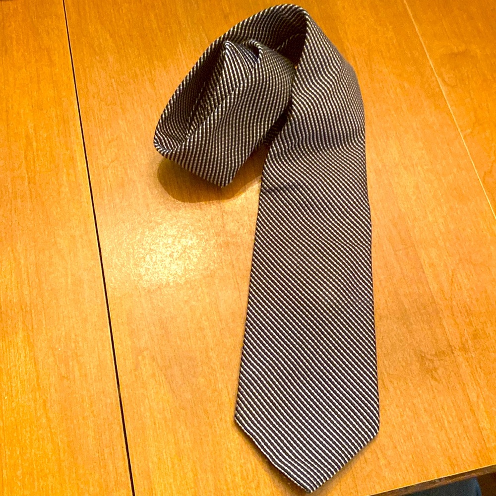 Brooks Brothers Luxury 100% Silk Tie Made In USA